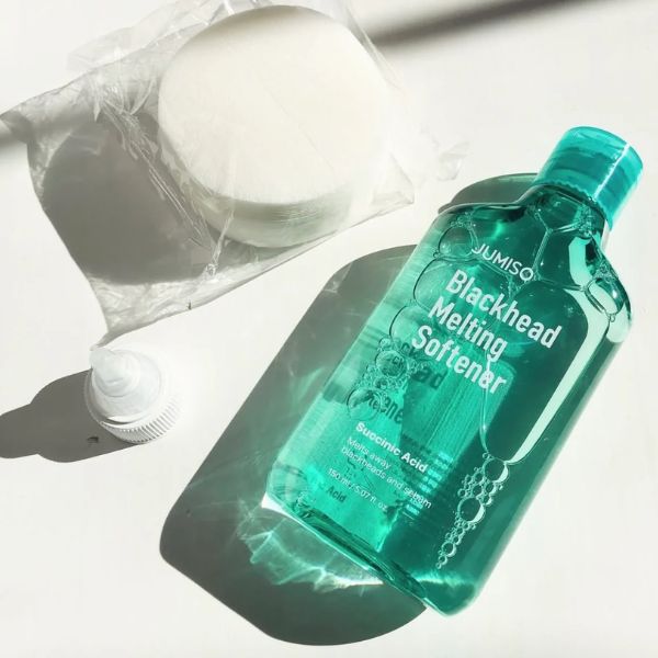 Jumiso: Blackhead Melting Softener & Cotton Pad Set